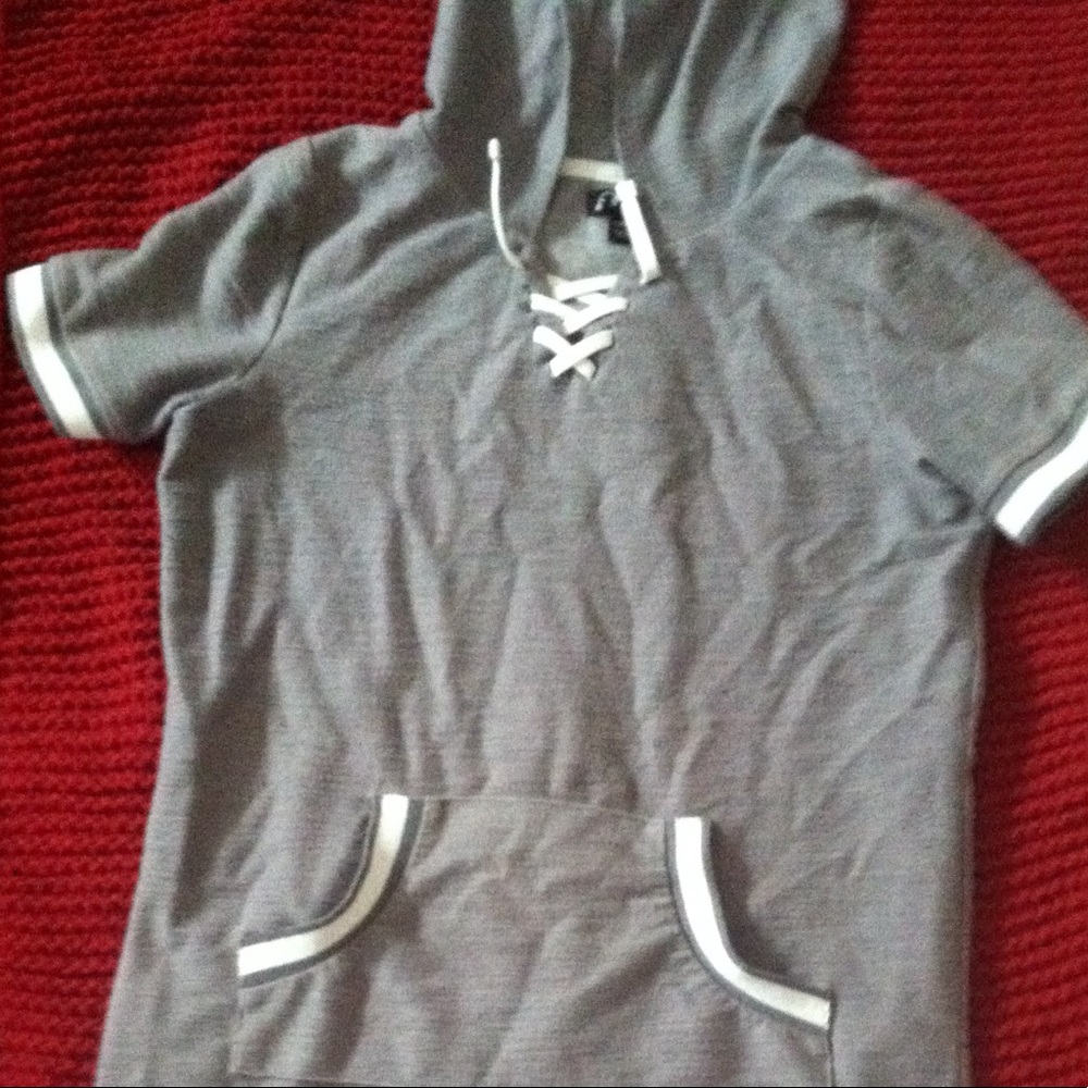 KENDAL VERTEZ CAT AND JACK HODDIE DRESS LARGE GIRL